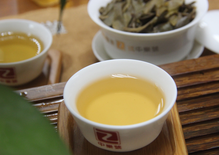 古樹普洱茶 無名山古樹茶 2016無名山普洱茶 生茶 100g