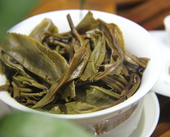 易武弯弓普洱茶 2016中乐号弯弓古树茶  100g